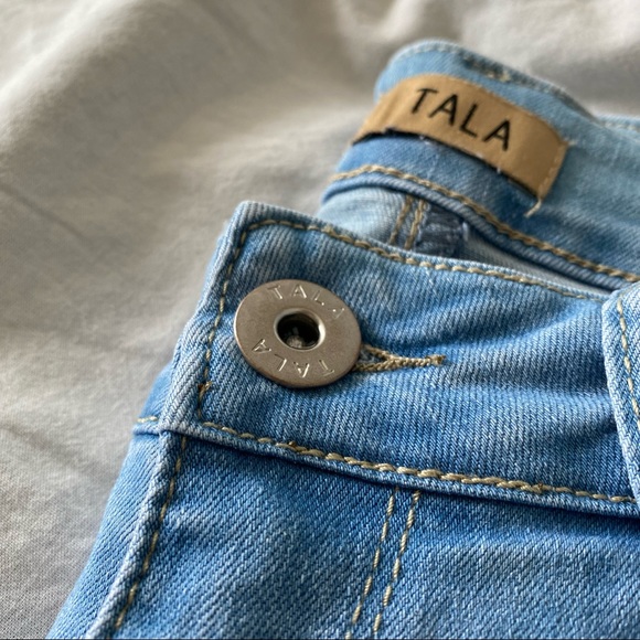 High-waist Ripped Skinny Jeans | Tala - Picture 3 of 5